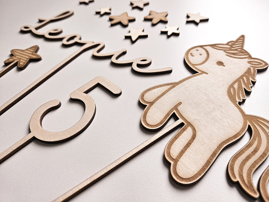 Caketopper mit Einhorn, Namen, Alter und Sternen