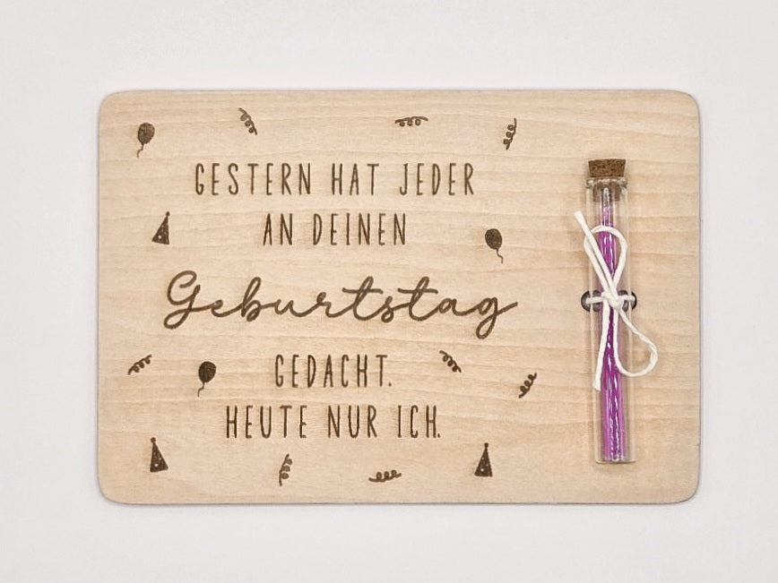 Holzkarte mit Gravur und Kerze – nachträgliche Geburtstagskarte aus Holz mit Spruch „Heute nur ich“, kleine Aufmerksamkeit zum Geburtstag