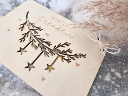 Scandi-Holzkarte mit filigranem Zweig und Sternen-Lasercut – Weihnachtskarte für Geldgeschenke.