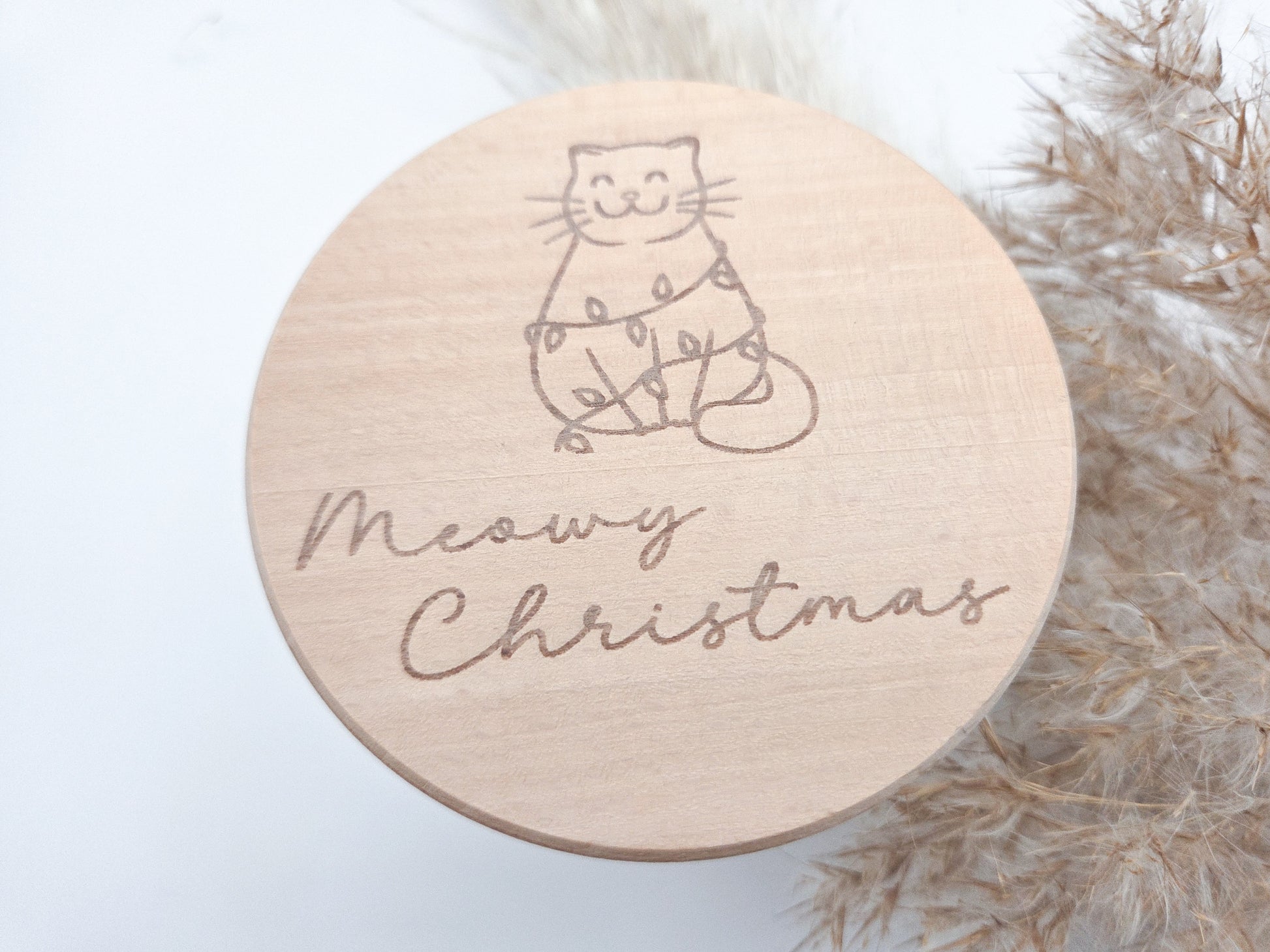 Weihnachtsgeschenk für Katzenliebhaber – Glas mit Lasergravur Katze und Schriftzug Meowy Christmas