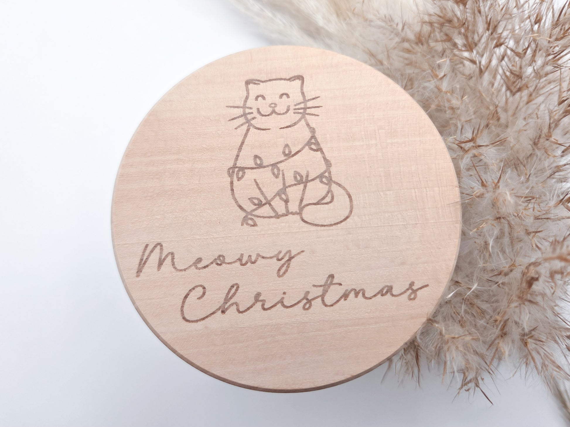 Weihnachtsgeschenk für Katzenliebhaber – Glas mit Lasergravur Katze und Schriftzug Meowy Christmas