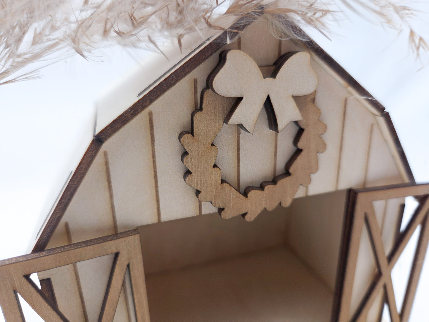 Rentierstall für den Weihnachtswichtel – liebevoller Holzbausatz