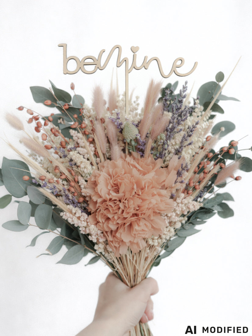 Blumenstraußstecker be mine aus Holz als romantischer Blumen Topper für Valentinstag Geschenk, Geschenk für Partner, Geschenk für Freundin oder Freund. Hochwertiger Blumenstecker aus Holz mit Schriftzug be mine und Herz, perfekt für Blumenstrauß, Trockenblumen, Vase oder Geschenkdekoration. Ideale Geschenkidee zum Valentinstag, Jahrestag, Hochzeit oder Verlobung. Moderner Boho und Scandi Stil, handgemacht, natürlich, zeitlos, liebevolle Holz Deko von Leo & Lu.