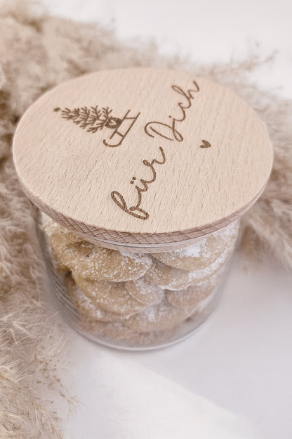 Glas mit graviertem Holzdeckel „für Dich“ – Tannenbaum, Herz, skandinavischer Stil, kleines Weihnachtsgeschenk.