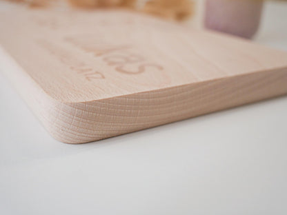 Brettchen personalisiertes Geschenk als Geburtstagsgeschenk, zur Taufe, zum ersten Geburtstag oder als Schneidebrett und Dekoelement