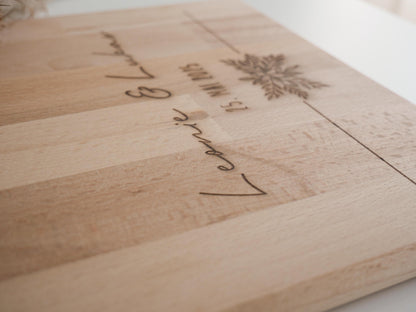 Hochzeitsgeschenk Brettchen aus Buche personalisiert als minimalistisches Hochzeitsgeschenk, Geldgeschenk oder als Hochzeitsbrett Andenken