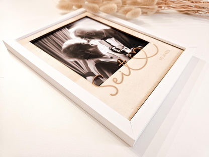 Bilderrahmen Passepartout personalisiertes Geschenk Fotogeschenk zum Jahrestag, zur goldenen Hochzeit, Valentinstag oder zum Hochzeitstag