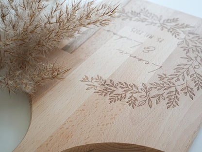 Hochzeitsgeschenk Brettchen aus Buche personalisiert als minimalistisches Hochzeitsgeschenk, Geldgeschenk oder als Hochzeitsbrett Andenken