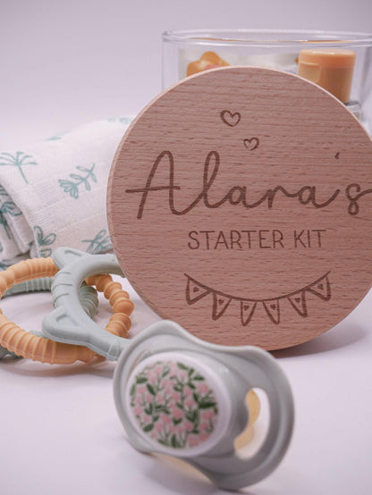 Geschenk zur Geburt personalisiert - Babygeschenk Starter Kit mit graviertem Namen, Geschenk zur Geburt, Taufe, Geburtstag, Windeltorte
