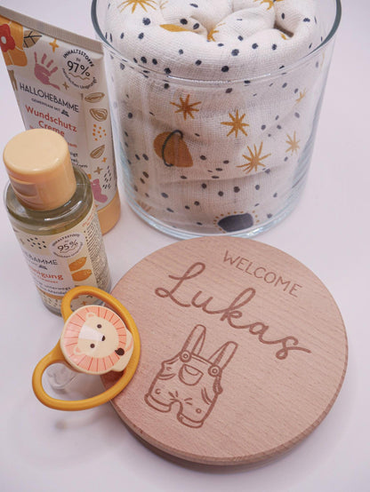Geschenk zur Geburt personalisiert - Babygeschenk Starter Kit mit graviertem Namen, Geschenk zur Geburt, Taufe, Geburtstag, Windeltorte