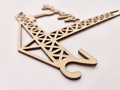 Cake topper zum Geburtstag mit Kran aus Holz, personalisierte Torten Dekoration , personalisierbar mit Namen und Alter perfekt als Geschenk