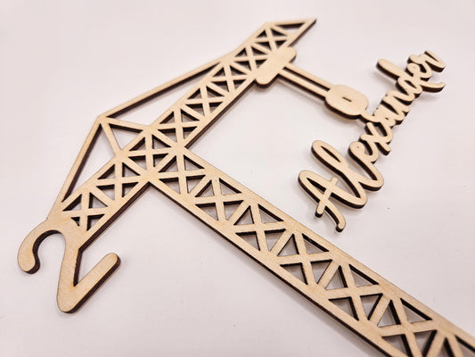 Cake topper zum Geburtstag mit Kran aus Holz, personalisierte Torten Dekoration , personalisierbar mit Namen und Alter perfekt als Geschenk