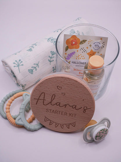 Geschenk zur Geburt personalisiert - Babygeschenk Starter Kit mit graviertem Namen, Geschenk zur Geburt, Taufe, Geburtstag, Windeltorte