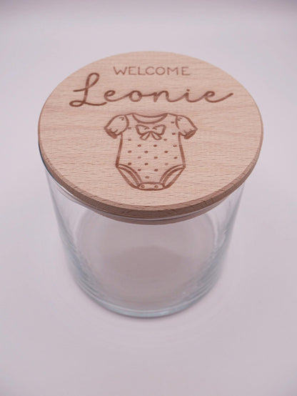 Geschenk zur Geburt personalisiert - Babygeschenk Starter Kit mit graviertem Namen, Geschenk zur Geburt, Taufe, Geburtstag, Windeltorte