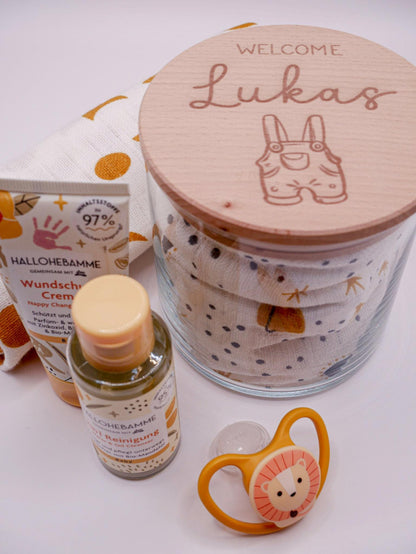 Geschenk zur Geburt personalisiert - Babygeschenk Starter Kit mit graviertem Namen, Geschenk zur Geburt, Taufe, Geburtstag, Windeltorte